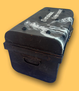 'To Arrr Is Pirate' (treasure chest)